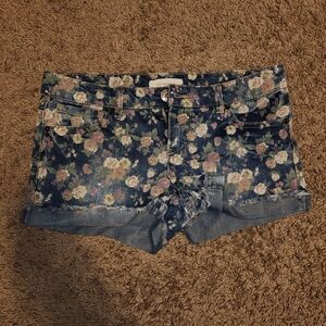 Floral patterned Denim shorts size 27